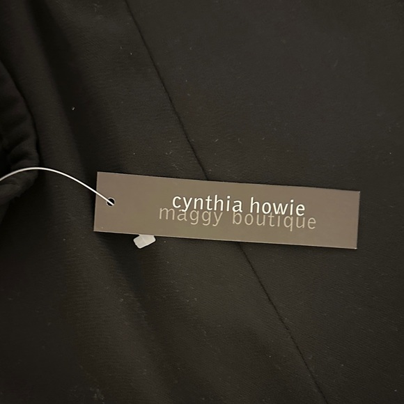 Cynthia Howie Black Pencil Skirt ✨ Sleek & Timeless - Picture 6 of 6